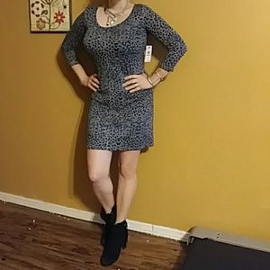 Sexy Jessica Simpson size small 3/4 sleeve dress